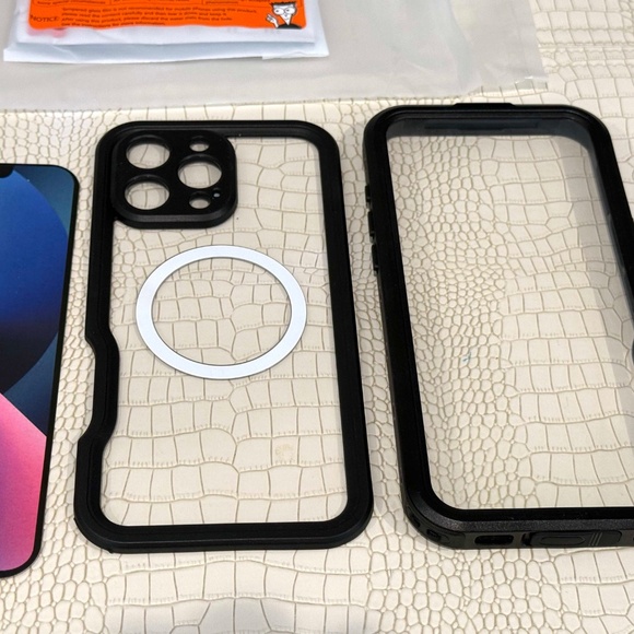 New Waterproof 360 Built In Screen Protectors Front/Back Case iPhone 16 ProMax - Picture 4 of 9